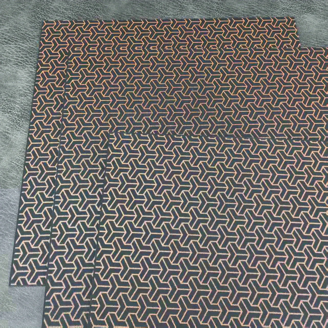 Worbla Thermoplastic - Feuille thermoplastique KYDEX pour pressage à