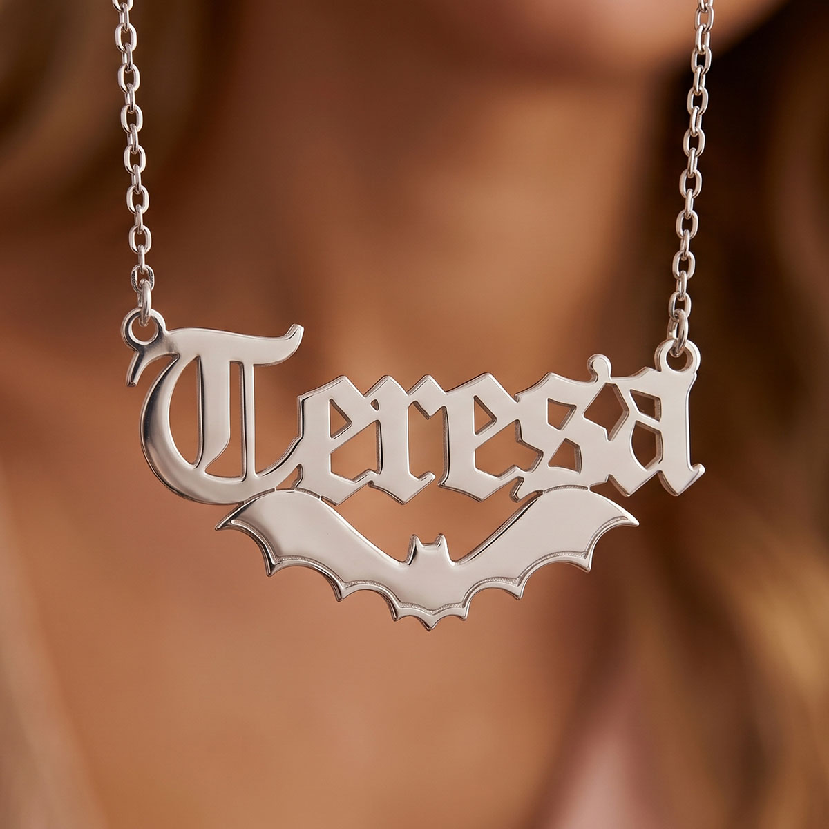 Collier personnalisé en acier  - Cosplay Bat Prop avis et prix